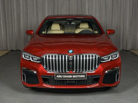 BMW 730Li din Abu Dhabi