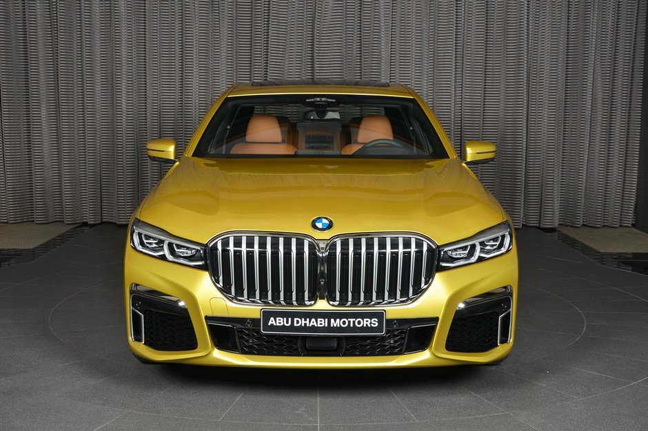 BMW 730Li in Austin Yellow