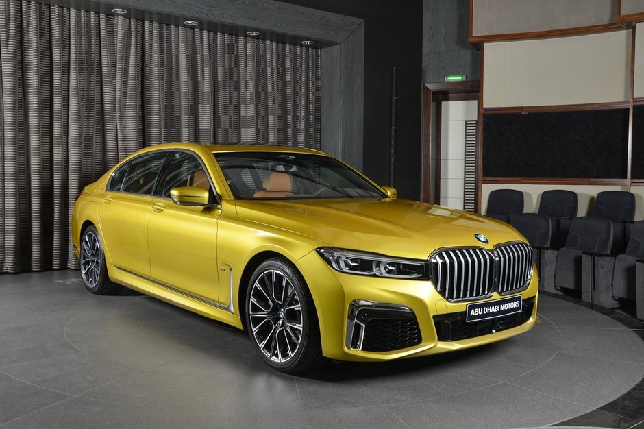 BMW 730Li in Austin Yellow