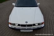 BMW 740i cu 482 de mile