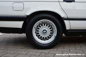 BMW 740i cu 482 de mile