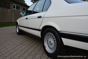 BMW 740i cu 482 de mile