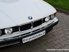 BMW 740i cu 482 de mile