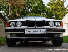 BMW 740i cu 482 de mile