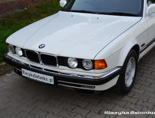 BMW 740i cu 482 de mile