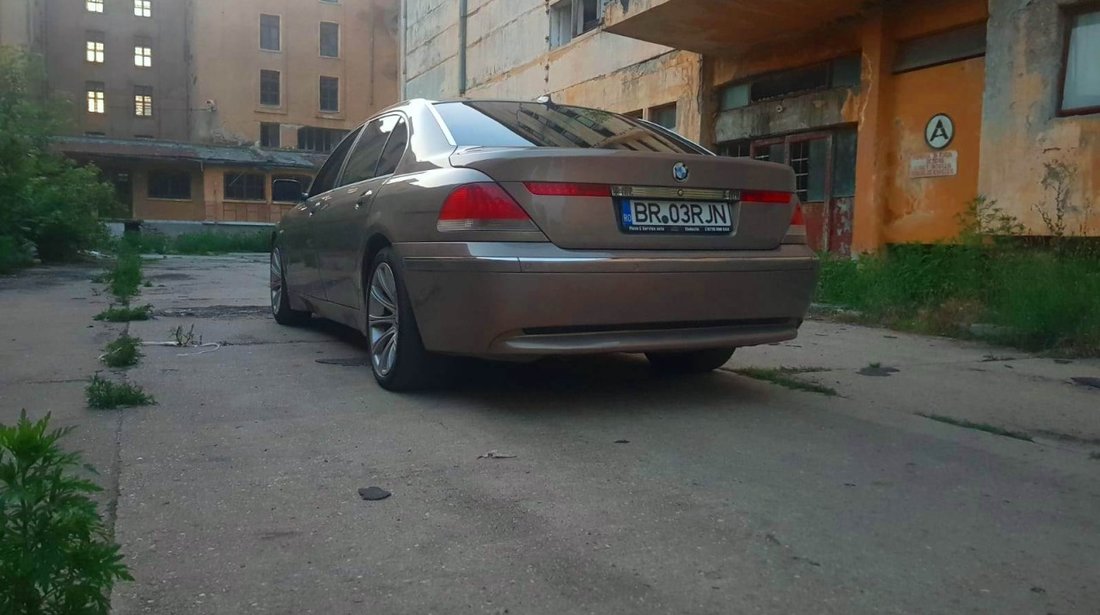 BMW 745 4.4i 2003