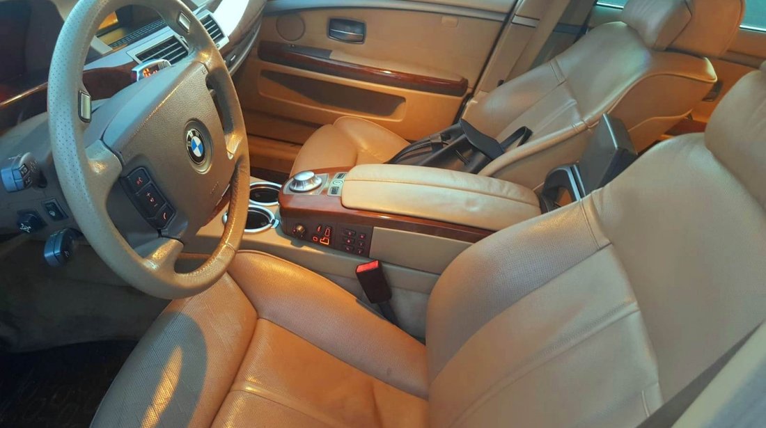 BMW 745 4.4i 2003