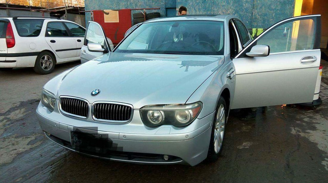 BMW 745 4.5 8-V 2003