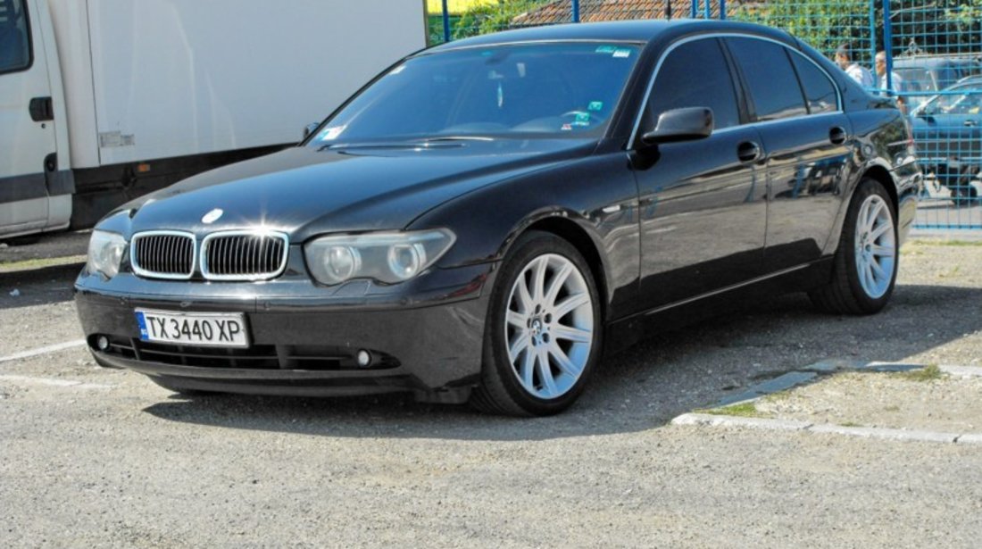 BMW 745 i 2004