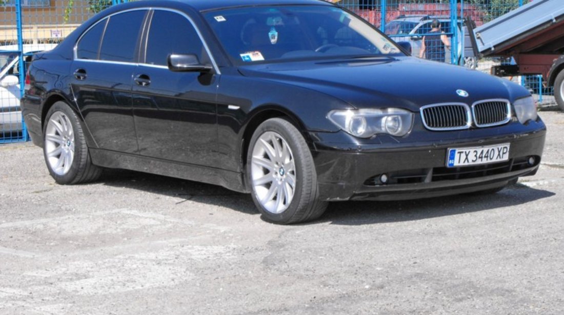 BMW 745 i 2004