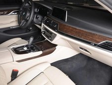 BMW 750Li xDrive in Rose Quartz