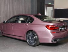 BMW 750Li xDrive in Rose Quartz