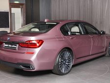 BMW 750Li xDrive in Rose Quartz