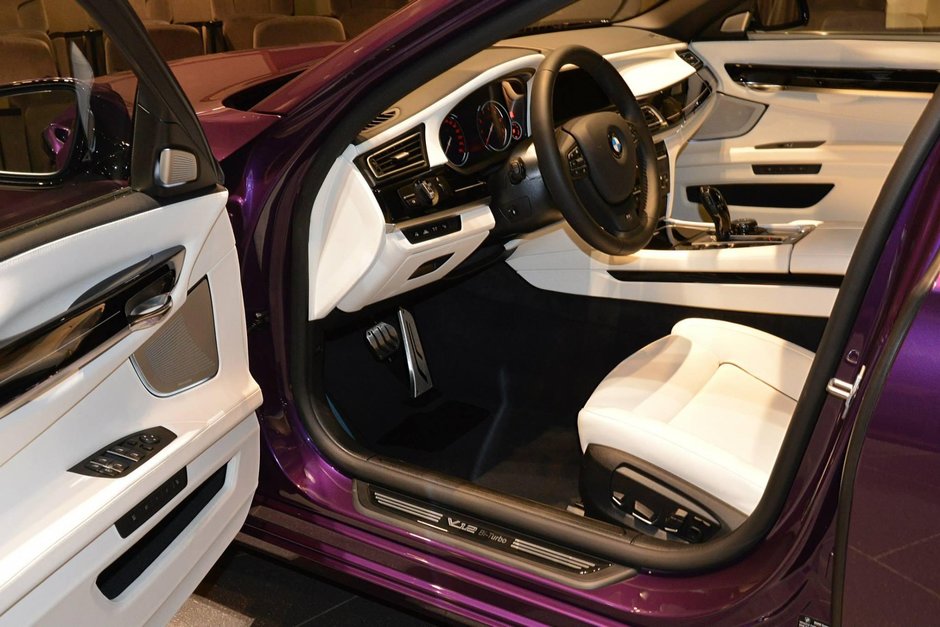 BMW 760Li in Twilight Purple