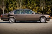 BMW 767iL Goldfisch