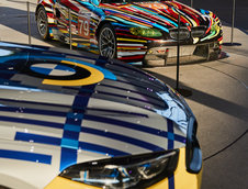 BMW 8 x Jeff Koons - Livrarea primelor exemplare