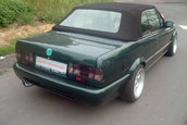 BMW 825i