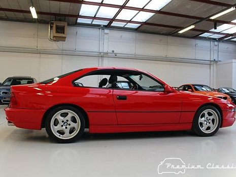 BMW 850 CSi cu 205 mii km la bord