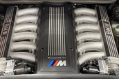 BMW 850CSi cu 16.787 kilometri la bord