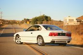 BMW 850CSi cu interior alb