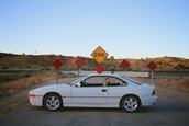 BMW 850CSi cu interior alb