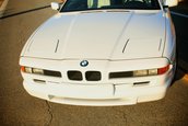 BMW 850CSi cu interior alb