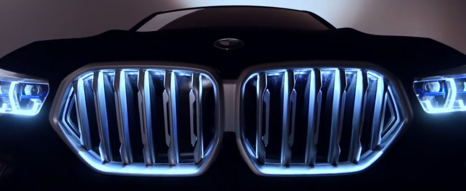 BMW a vopsit un X6 in cel mai negru negru din lume. Uite-l aici cum arata pe viu BMW a vopsit un X6 in cel mai negru negru din lume. Uite-l aici cum arata pe viu