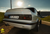 BMW E30 by Pista