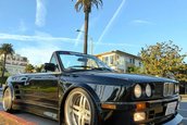 BMW E30 cu motor de M3 si lambo doors