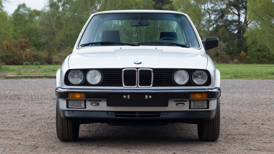 BMW E30 niciodata inmatriculat