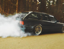 BMW E30 Touring cu motor V8