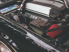 BMW E30 Touring cu motor V8