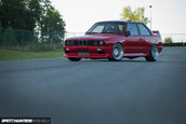 BMW E30 turbo, cu 900 CP sub capota