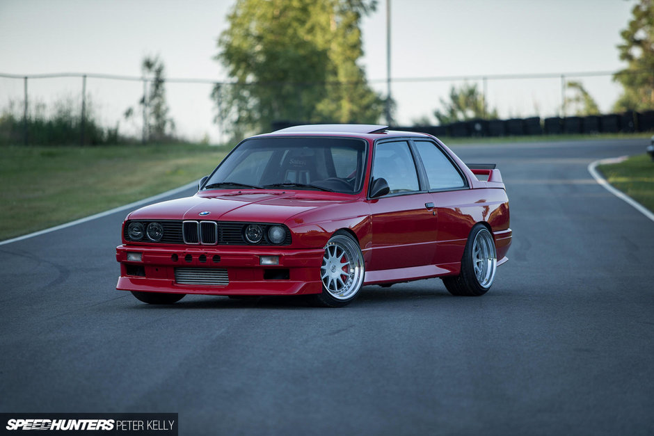 BMW E30 turbo, cu 900 CP sub capota