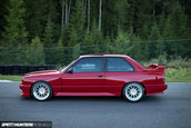 BMW E30 turbo, cu 900 CP sub capota