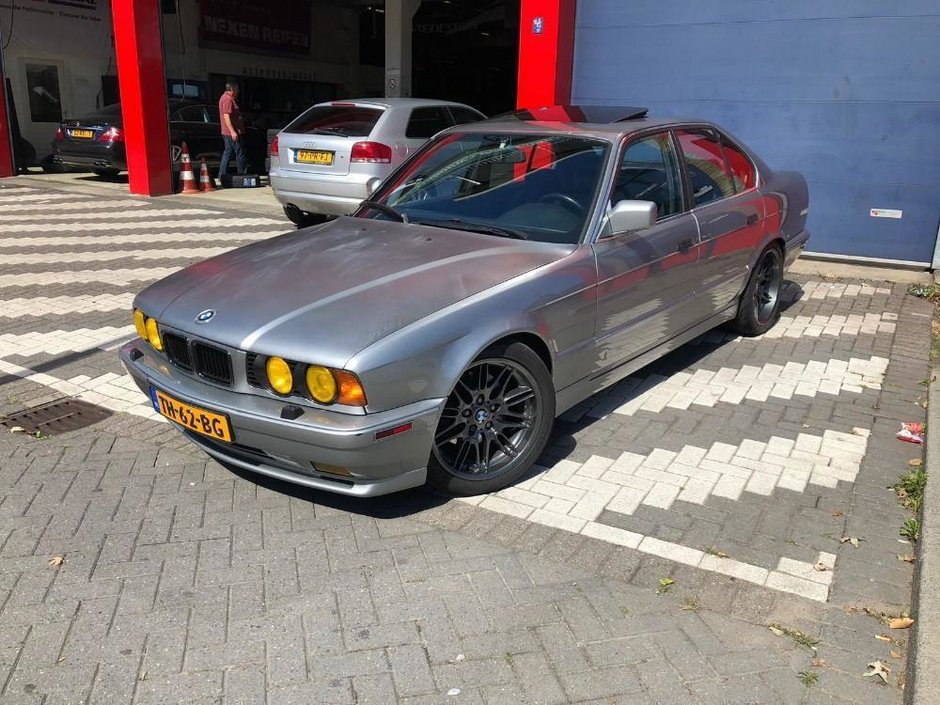 BMW E34 cu motor de Supra
