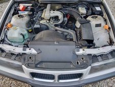 BMW E36 cu 44000 km la bord