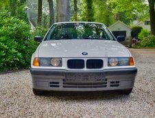 BMW E36 cu 44000 km la bord