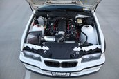 BMW E36 cu motor de 6.6 litri