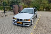 BMW E36 Touring cu motor de M3