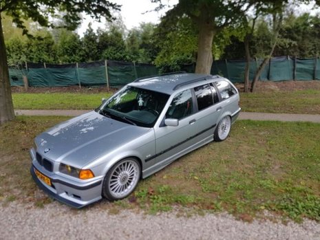 BMW E36 Touring cu motor de M3