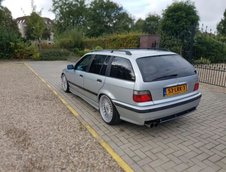 BMW E36 Touring cu motor de M3