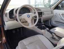 BMW E36 tunat cu piese de E60 si E90