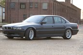 BMW E38 cu motor de M5