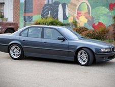 BMW E38 cu motor de M5