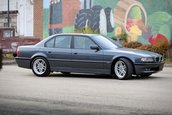 BMW E38 cu motor de M5