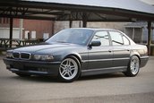BMW E38 cu motor de M5