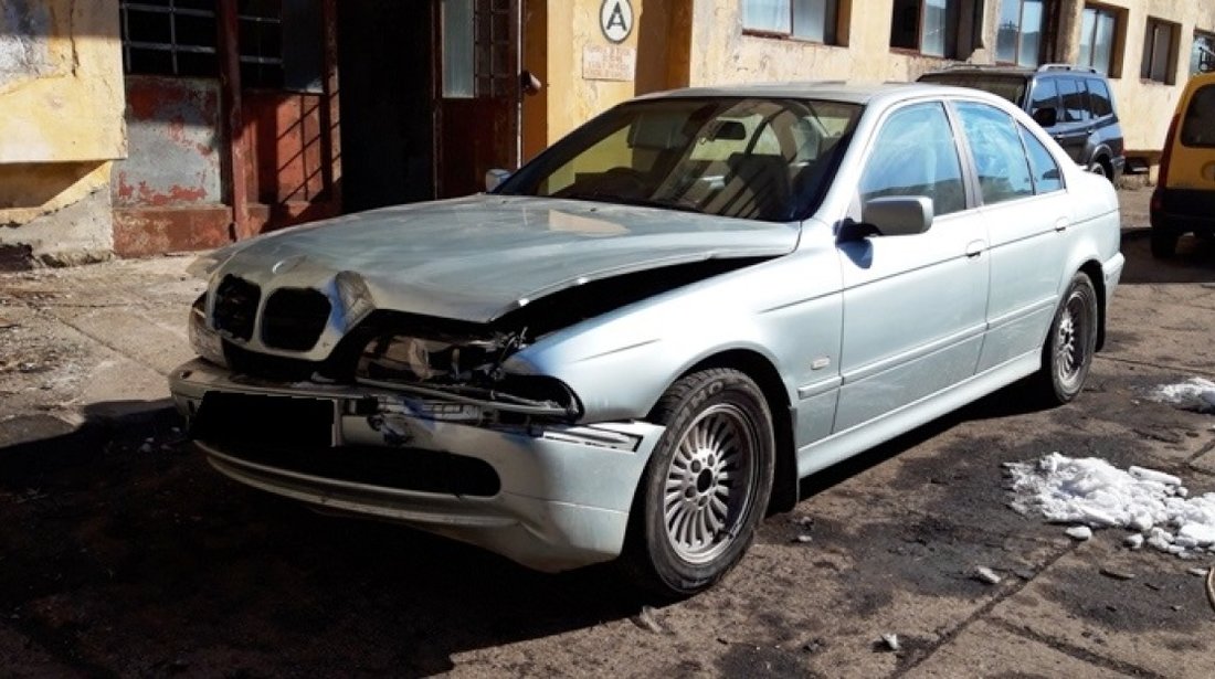 BMW E39 3.0i M54 2001; Sedan