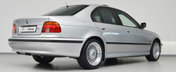 Are 16 ani vechime, insa arata ca nou. Cu cat se vinde acest BMW E39 in 8 cilindri