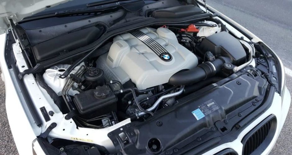 BMW E61 cu motor V8